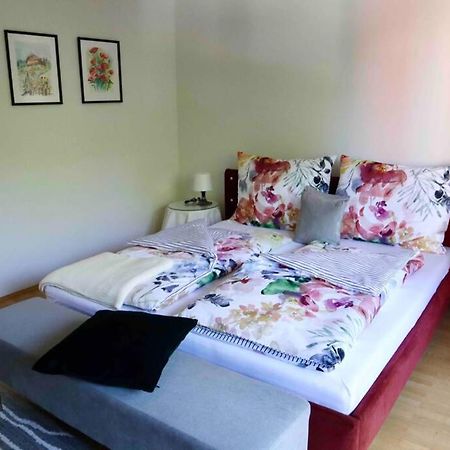 Art Apartment L Zentral & Seenah Pörtschach am Wörthersee Kültér fotó